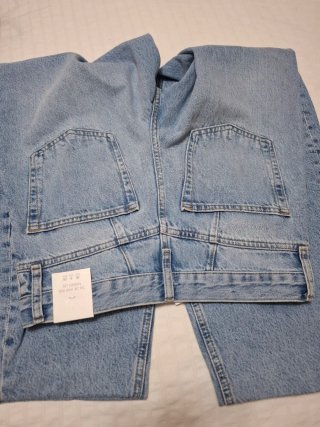 Pantalón vaquero Zara