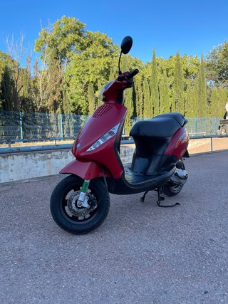 Piaggio Zip 50cc 2T Roja