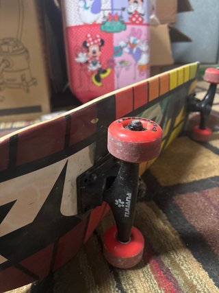 Skate TUULANA