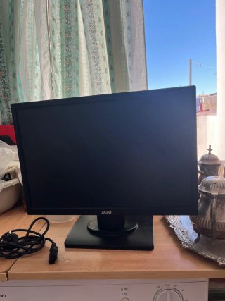 Monitor DGM 19 pulgadas