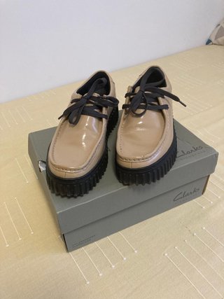 Zapatos Clarks Mujer Beige/Negro