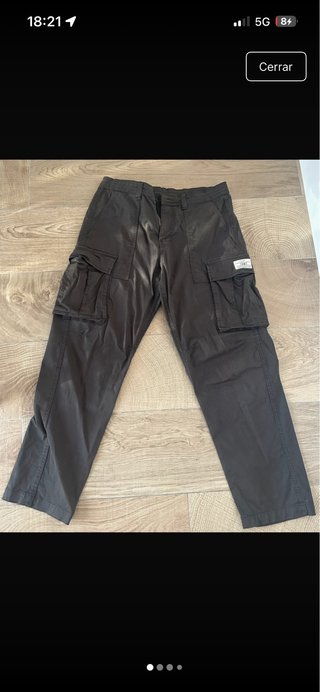 Pantalones cargo Zara marrones