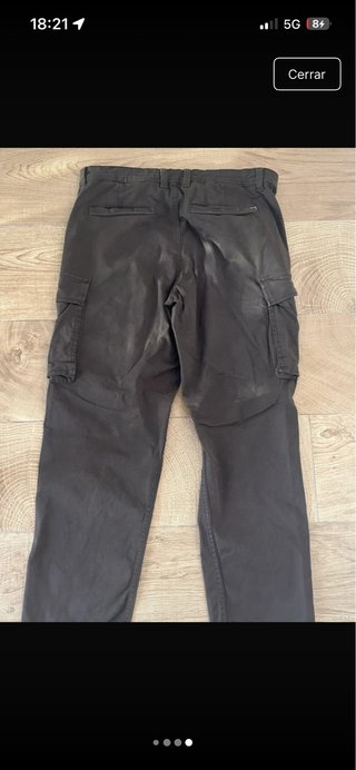 Pantalones cargo Zara marrones