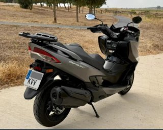 Suzuki burgman 400 abs k9
