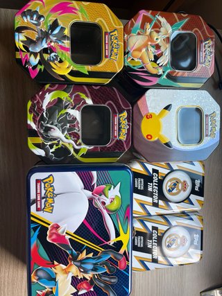 Cajas metálicas Pokémon TCG