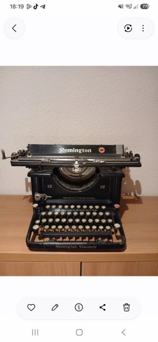 Máquina de escribir Remington Standard 12