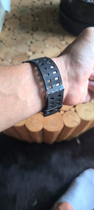 Reloj SKMEI estilo G-Shock Negro