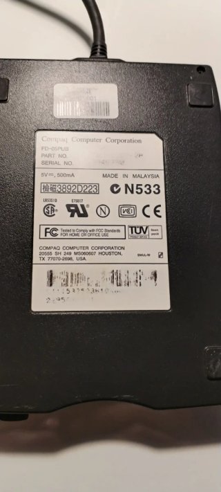 Disquetera Externa Compaq 3.5 USB.