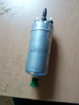 Bomba Gasolina SEAT Ibiza SXI 88-92 MARCA BOSH.