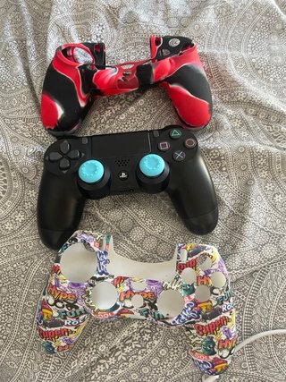 Mando PS4 (PlayStation 4) con 2 fundas