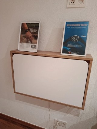 Escritorio de Pared Abatible Madera y Blanco. Luz