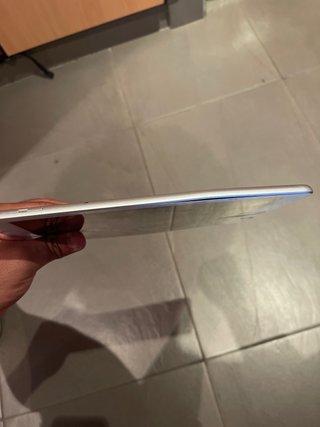 iPad Apple A1893