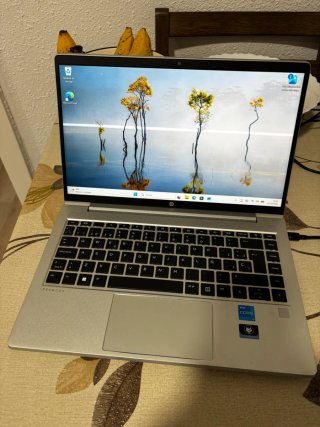 HP Probook 440 G10 Plata