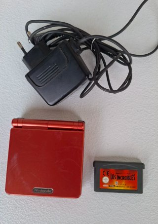 Nintendo Game Boy Advance SP Roja