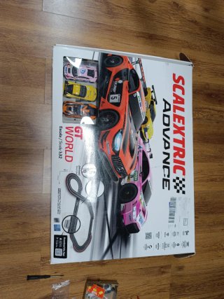 Scalextric Advance GT World 1:32