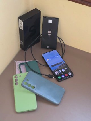 Samsung Galaxy S22 Nero