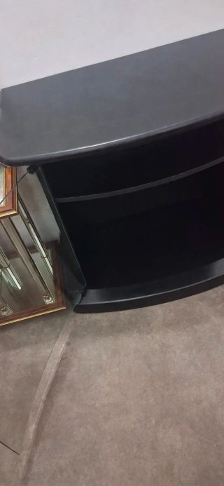 Mesa TV curva negra
