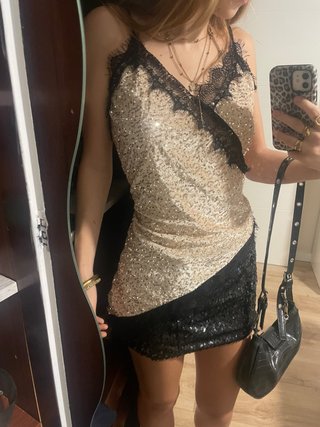 Top de Lentejuelas Dorado y Negro Y2K