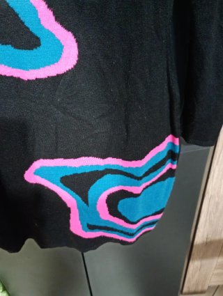 Vestito di lana con disegni geometrici
