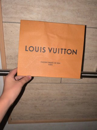 Bolsa Cartón Louis Vuitton Maison Fondée 1854