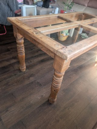 Mesa de Centro Rústica de Madera y Cristal