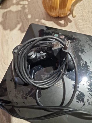 PS4 Edición especial Final Fantasy XV con mando