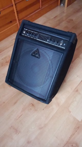 Amplificador Bajo Behringer BXL 1800