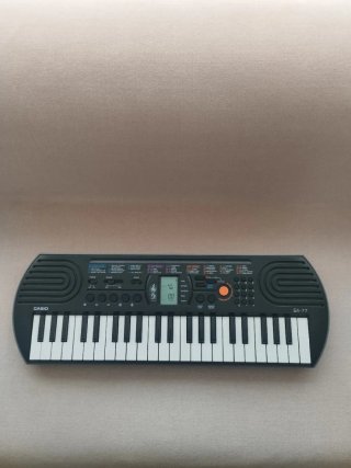 Teclado electrónico Casio SA-77 caja original