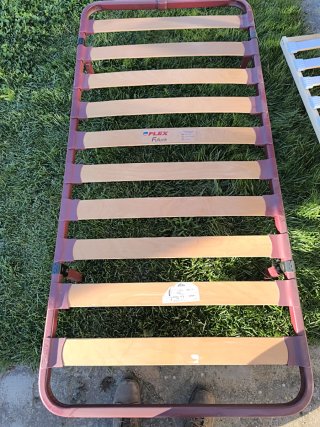 2 somieres láminas y dos tapiflex, todos  cama 90