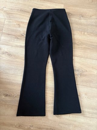 Pantalón Zara negro flare cremallera nuevo