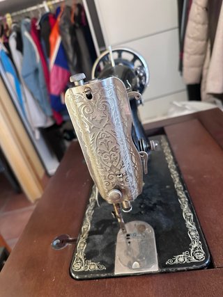Máquina de coser Singer antigua