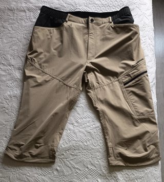 Pantalón corto trekking Trangoworld hombre beige