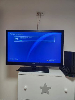 PlayStation 4 500GB (CUH-1216A) in ottime condizioni
