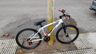 Bicicleta B'Twin Rock Rider 300