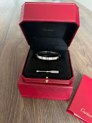 Pulsera estilo Love Cartier