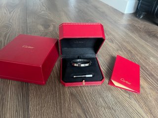 Pulsera estilo Love Cartier