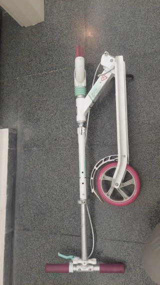 Patinete Oxelo Blanco y Rosa