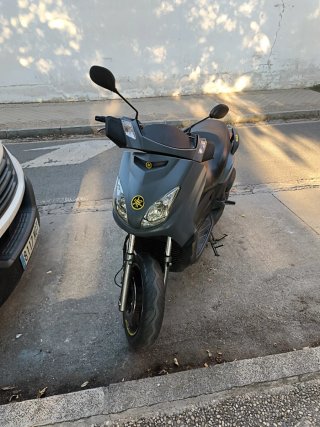 Yamaha X-Max 125 (2009) - Averiada