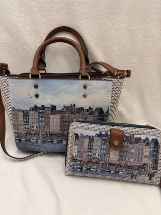 Conjunto de Bolso y Cartera Estampado