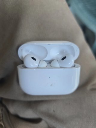 Apple AirPods Pro 2
