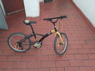 Bicicleta Infantil Btwin Negra y Amarilla