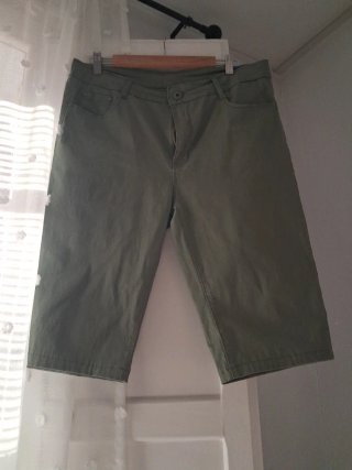 Pantalón Pirata Verde Oliva