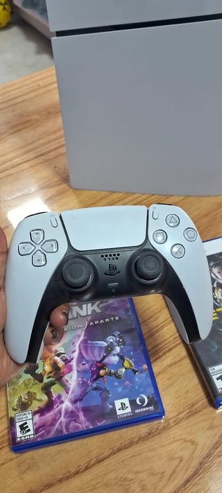 Console PlayStation 5 (PS5) con lettore