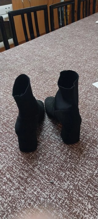 Botines negros 38