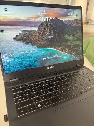 Portátil MSI Prestige 14 AI Evo