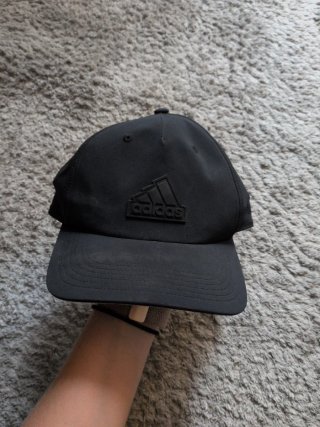 Gorra Adidas Negra