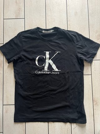 T-shirt Calvin Klein Jeans nera