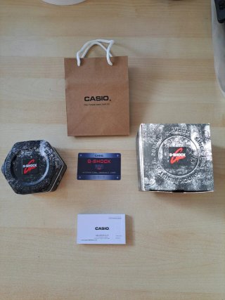 Reloj Casio G-Shock Blanco y Azul
