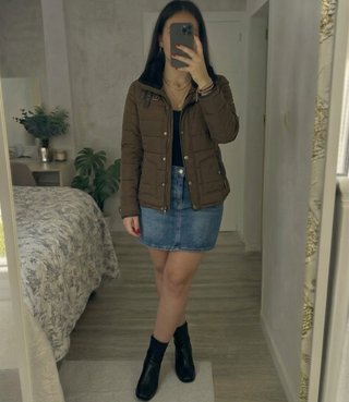 Abrigo acolchado marrón Stradivarius Talla M