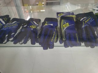 LIQUIDACION.GUANTES TRIAL SHERCO FACTORY .